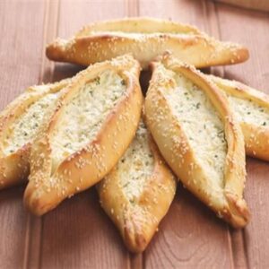 فطيرة جبن عكاوي