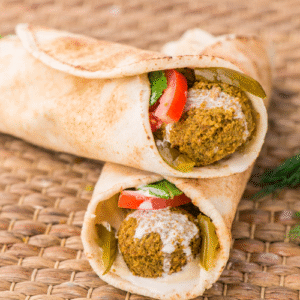 سندوتش فلافل عادي
